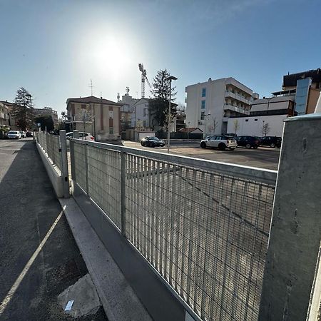 Appartamento Con Posto Auto Privato A Marina Centro Mare ริมินี ภายนอก รูปภาพ